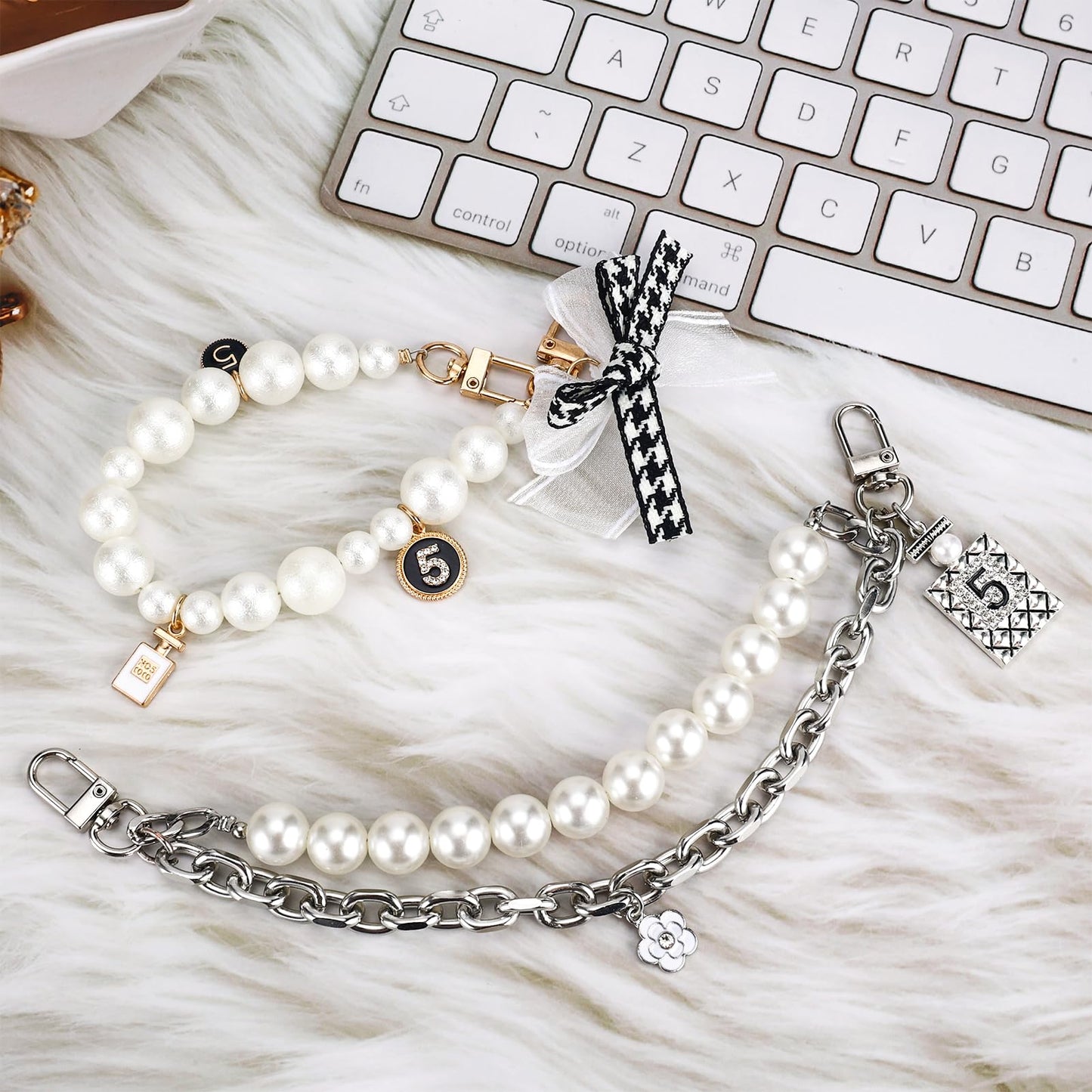 2Pcs Bag Extender Chain Metal Pearl Double Purse Strap Extenders for Handbags Crossbody Bag Gold Purse Extender Chain Purse Strap Replacement Black White Purse Accessories Bag Charms Mobile Phone Case