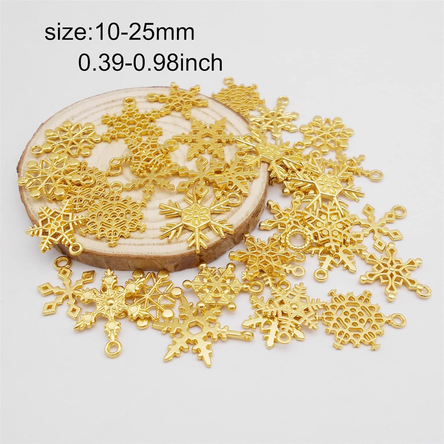 120pcs Assorted Snowflake Pendants Charms Gold Plated Christmas Snowflake Winter Charms Pendant for DIY Necklace Bracelet Earrings Jewelry Making